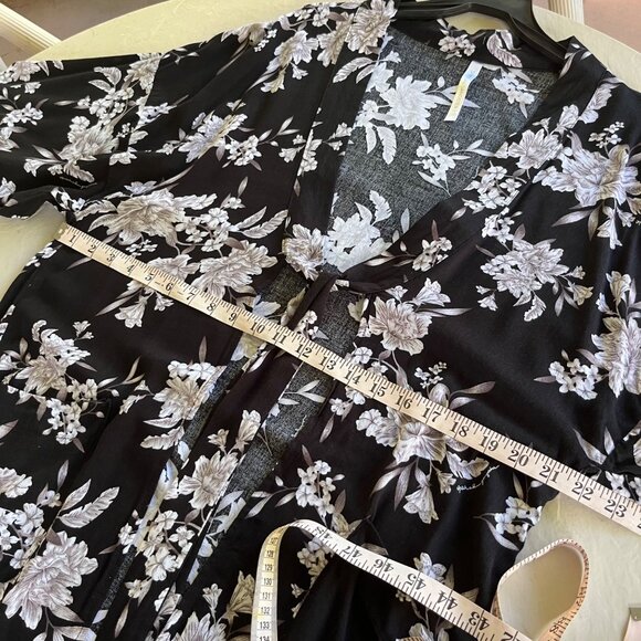 Spiritual Gangster Maya Floral Kimono Black 100% Rayon Robe One Size - Picture 8 of 8